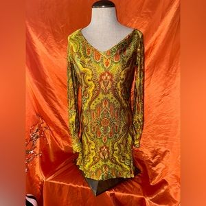 SUPER cute 70s pattern dress